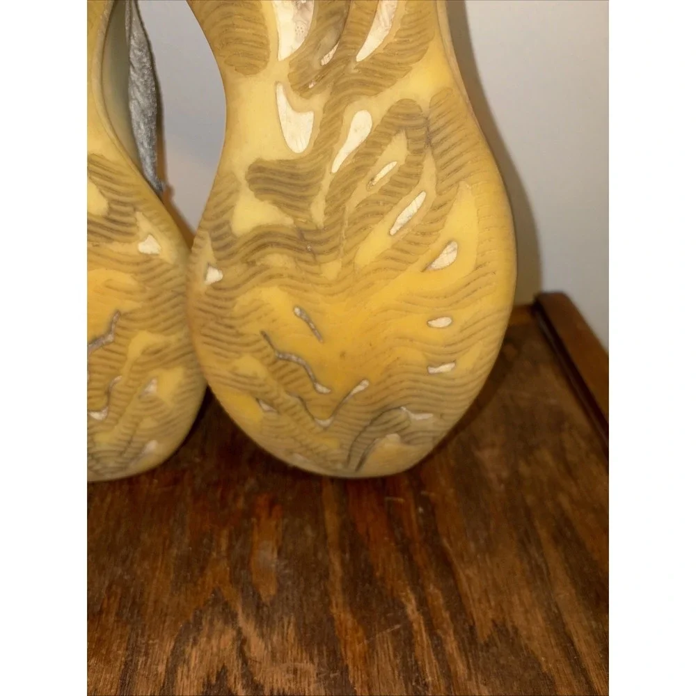 Size 9.5 - adidas Yeezy Boost 380 Calcite Glow 2020‎